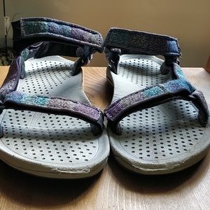 Tevas